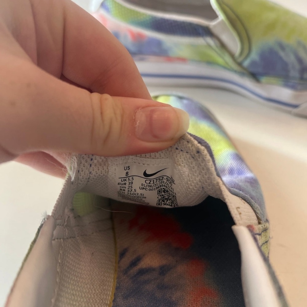 Nike Women's Court Legacy Slip-On Shoes - Picture 6 of 6